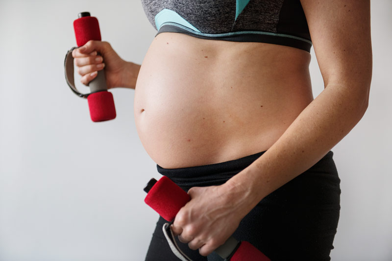 spinning en el embarazo pesas